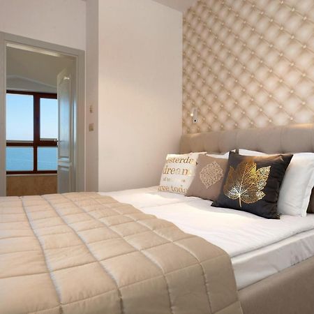 La Mer Penthouse Varna Bagian luar foto